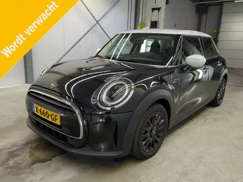 MINI 5-Deurs 1.5 Cooper Camden Edition