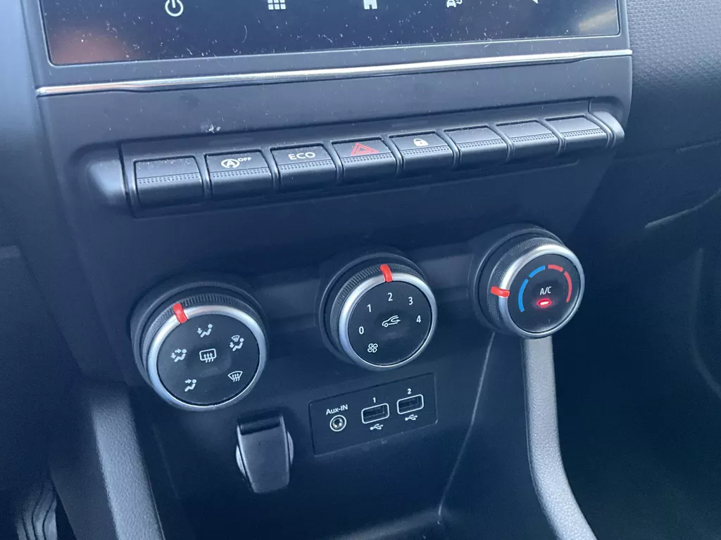 Renault Clio 1.0 TCe 90 Equilibre Renault Clio 1.0 TCe 90 Equilibre