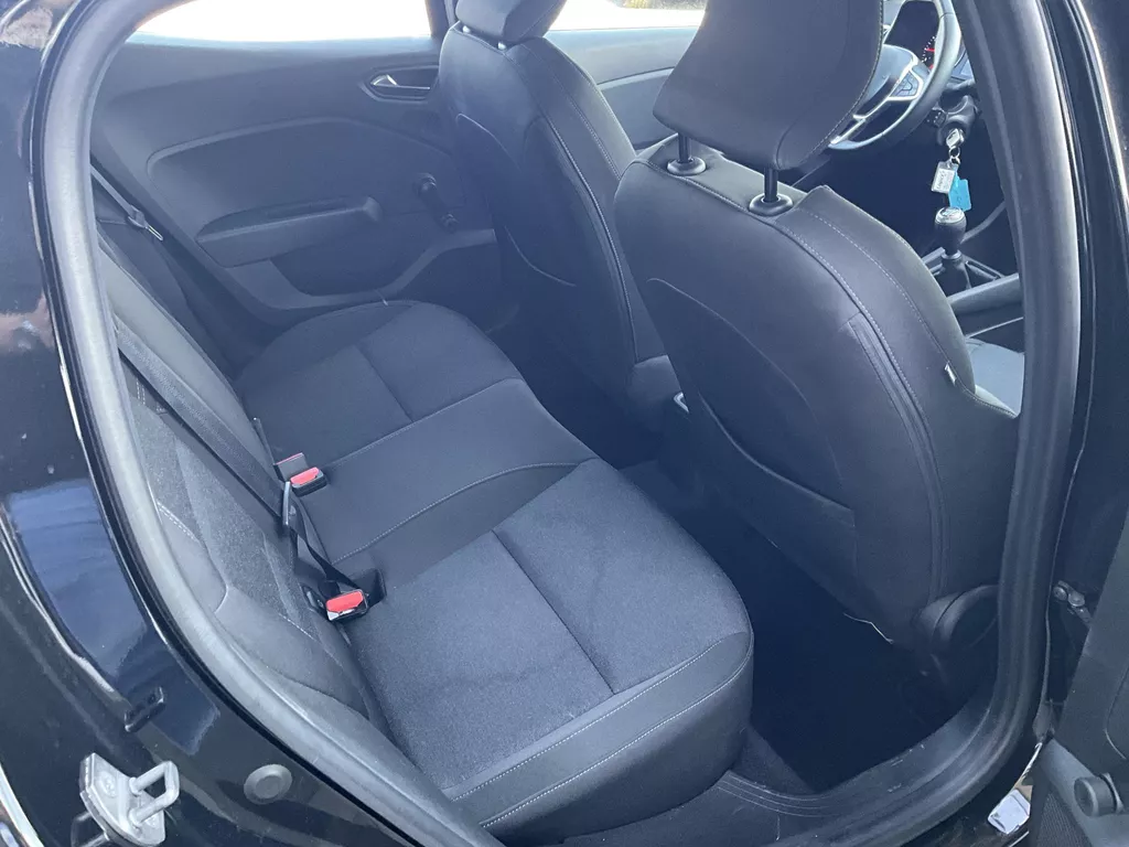 Renault Clio 1.0 TCe 90 Equilibre Renault Clio 1.0 TCe 90 Equilibre