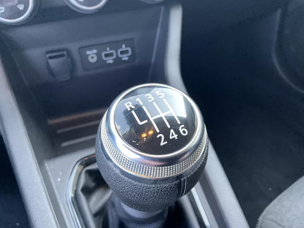 Renault Clio 1.0 TCe 90 Equilibre Renault Clio 1.0 TCe 90 Equilibre