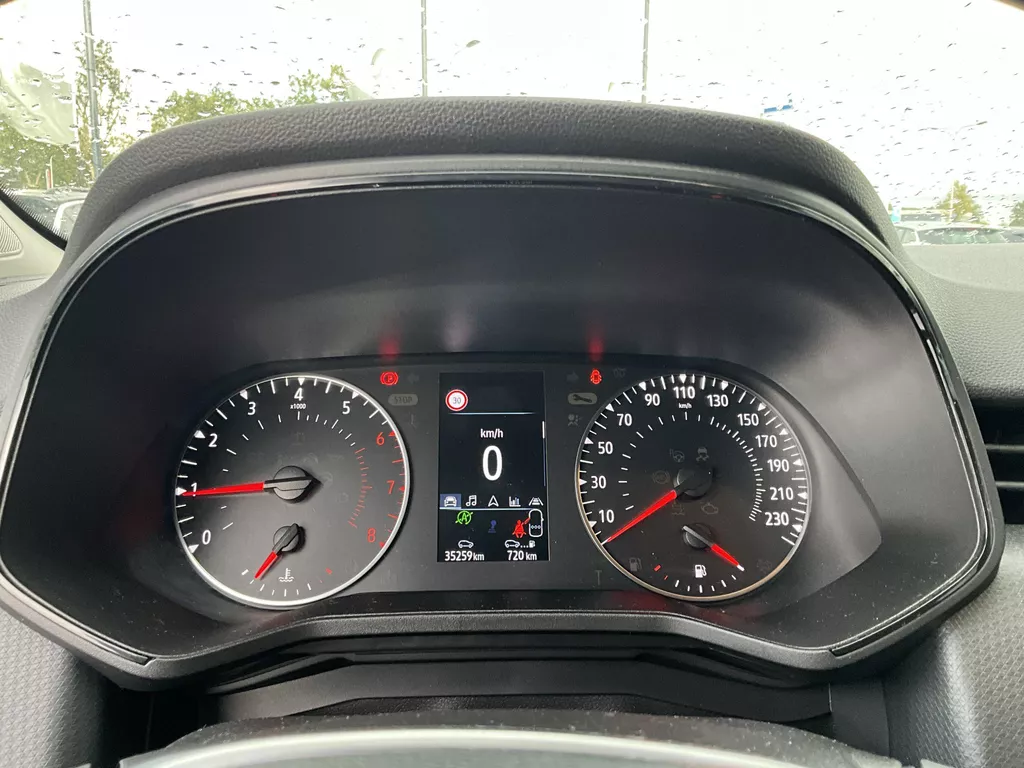 Renault Clio 1.0 TCe 90 Equilibre Renault Clio 1.0 TCe 90 Equilibre