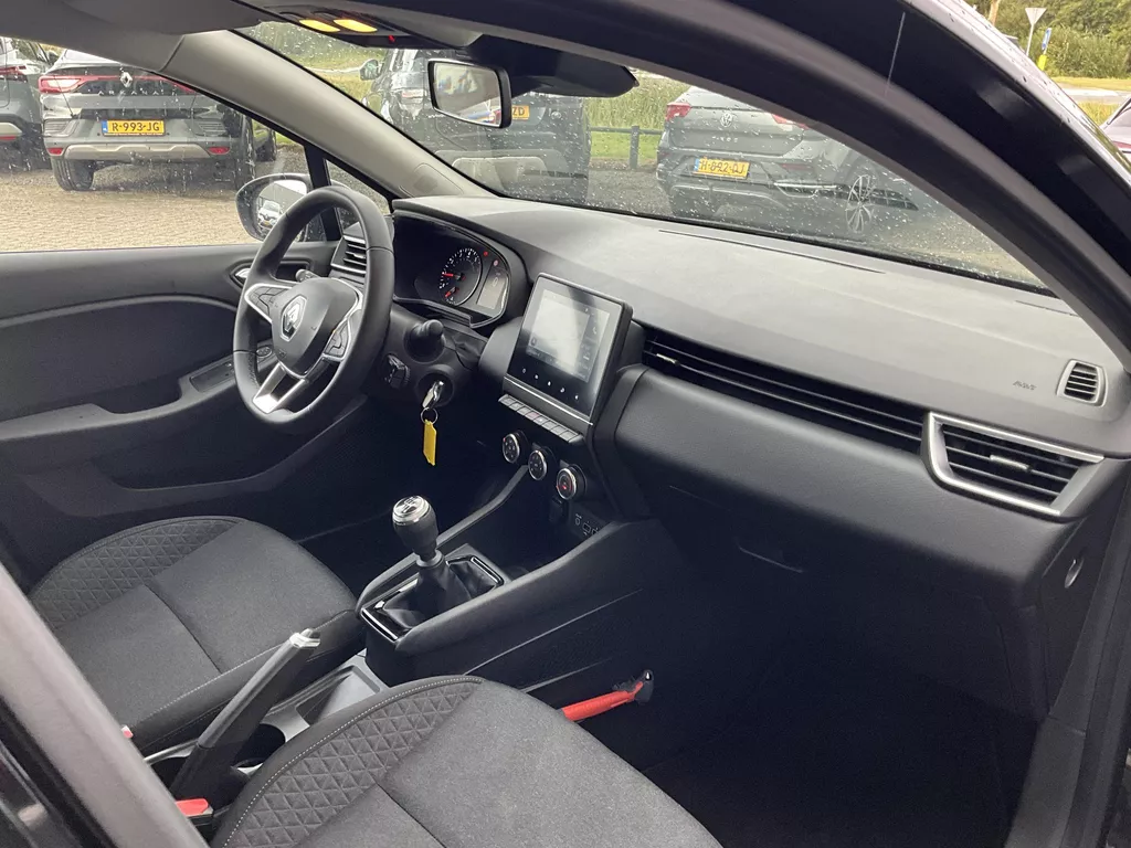 Renault Clio 1.0 TCe 90 Equilibre Renault Clio 1.0 TCe 90 Equilibre