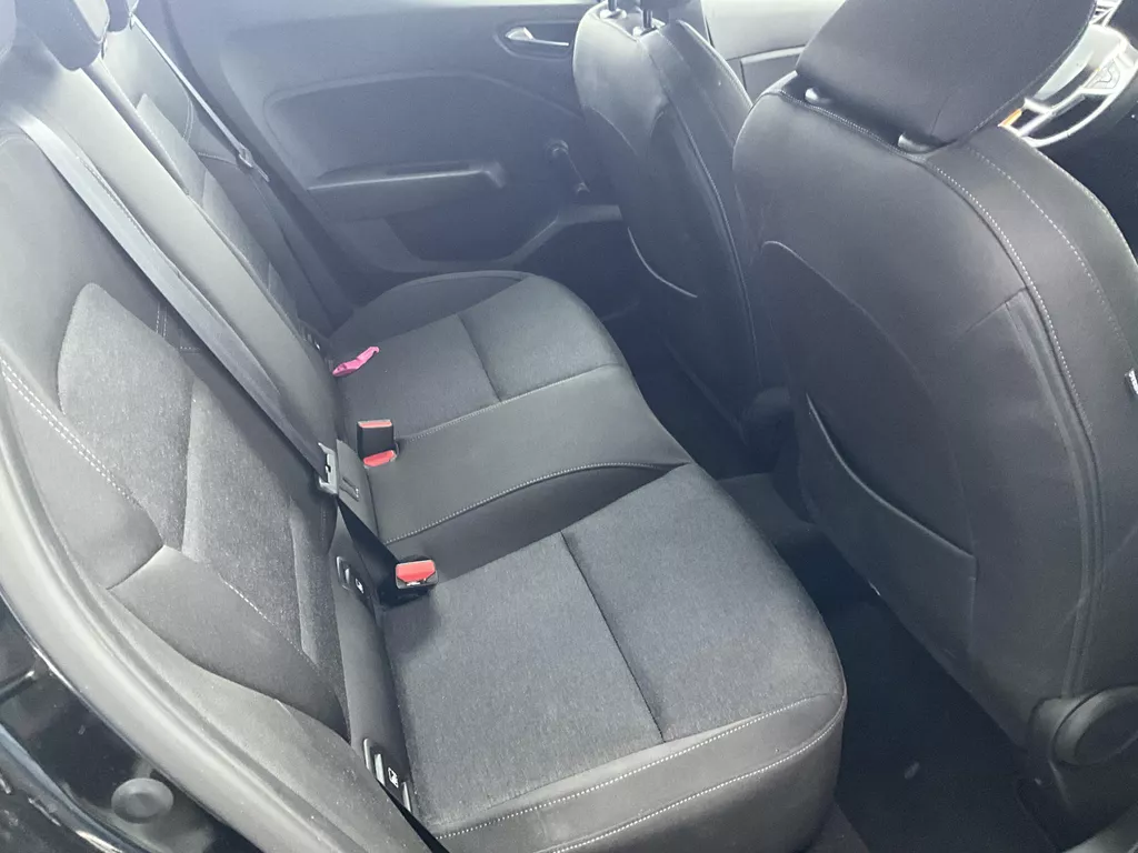 Renault Clio 1.0 TCe 90 Equilibre Renault Clio 1.0 TCe 90 Equilibre