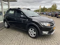 Dacia Sandero 0.9 TCe Stepway Lauréate Foto