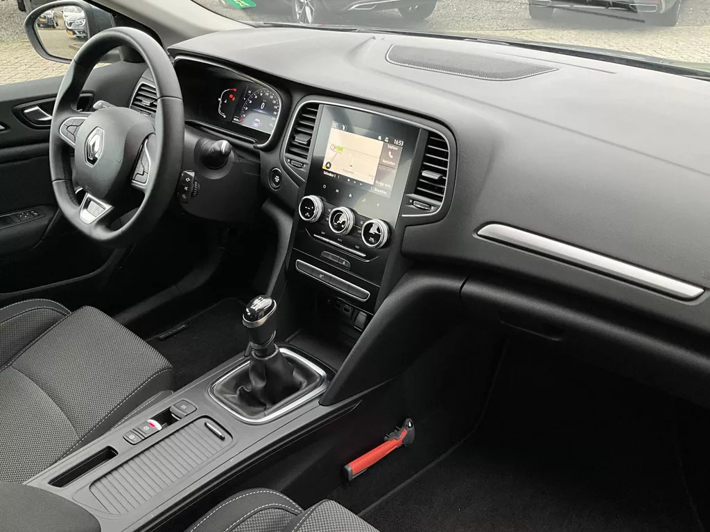 Renault Mégane Estate 1.3 TCe 140 Equilibre Renault Mégane Estate 1.3 TCe 140 Equilibre