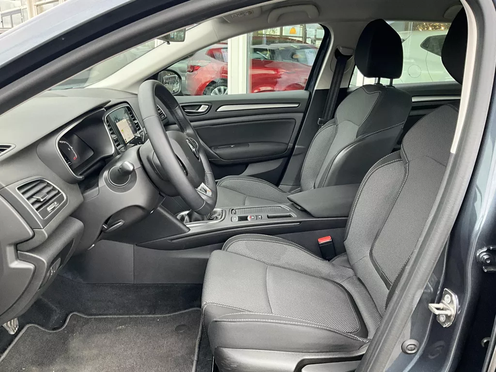 Renault Mégane Estate 1.3 TCe 140 Equilibre Renault Mégane Estate 1.3 TCe 140 Equilibre