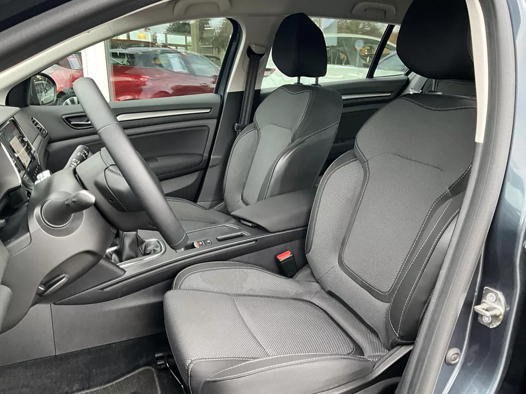 Renault Mégane Estate 1.3 TCe 140 Equilibre Renault Mégane Estate 1.3 TCe 140 Equilibre