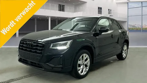 Audi Q2 35 TFSI Advanced edition Black